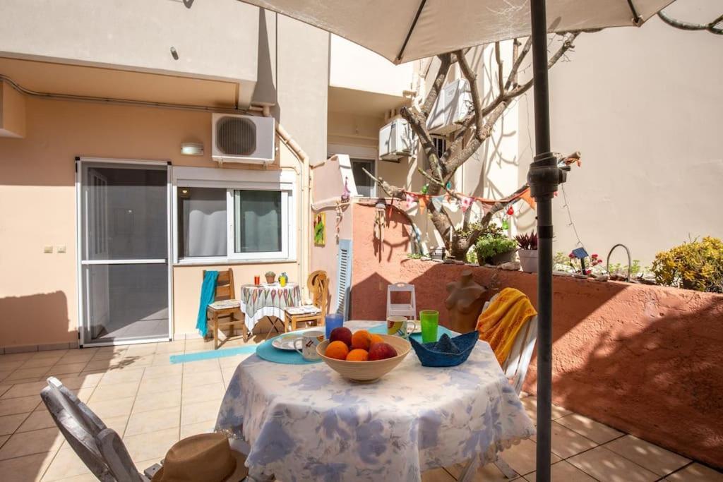 Backyard Art Studio Chania  Luaran gambar